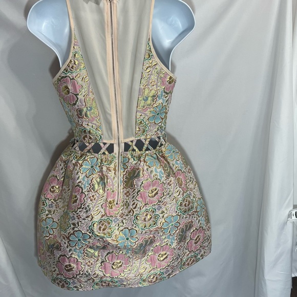 English Rose Floral Dress - Picture 3 of 8